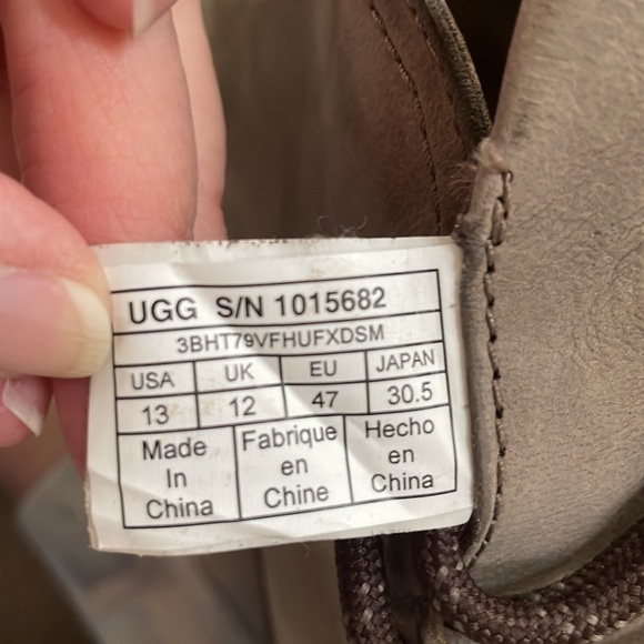 UGG Men’s Freaman Capra Waterproof Suede Boots 13 - Picture 8 of 9